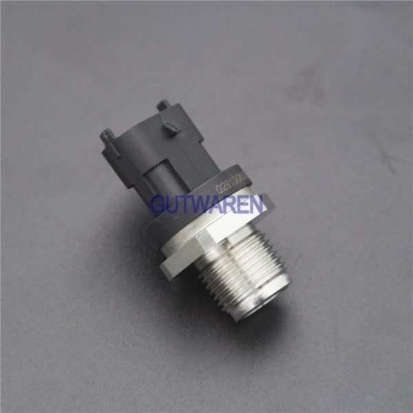 Common rail pressure sensor 1581708 3843100 8099063 pressure switch diesel - 图片 4