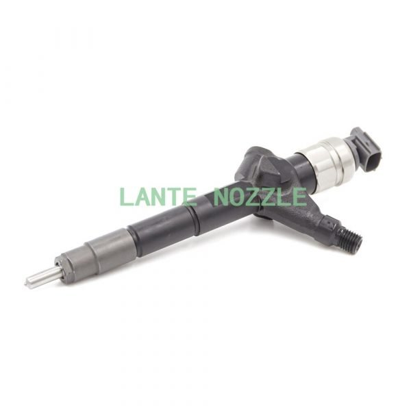 Common Rail Injector 095000-0510 095000-8940 23670-UL010 23670-39270 23670-30100 Diesel Nozzle Reman - 图片 3