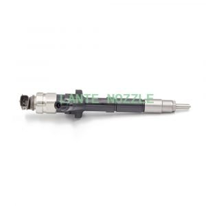 Common Rail Injector 16600-8H800 095000-9700 095000-6253 095000-6250 095000-6240 Diesel Nozzle Reman