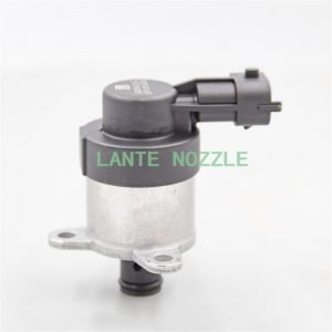 Valve 0928400633 0928400629 0928400574 0928400508 0928400498 Fuel Metering Valve Pressure Regulator