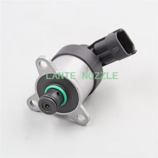 Valve 0928400682 0928400672 0928400703 0928400508 0928400801 Fuel Metering Valve Pressure Regulator